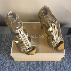 Michael kors gold heels